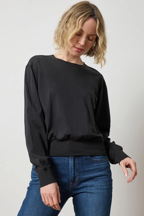 Ribbed Trim Easy Crew Shirt in Black Professional Wear Thermal Regulation Fabric