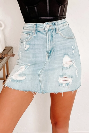 StainRepellentCoating RollUpCuff Akira Risen Distressed Denim Skirt (Light)