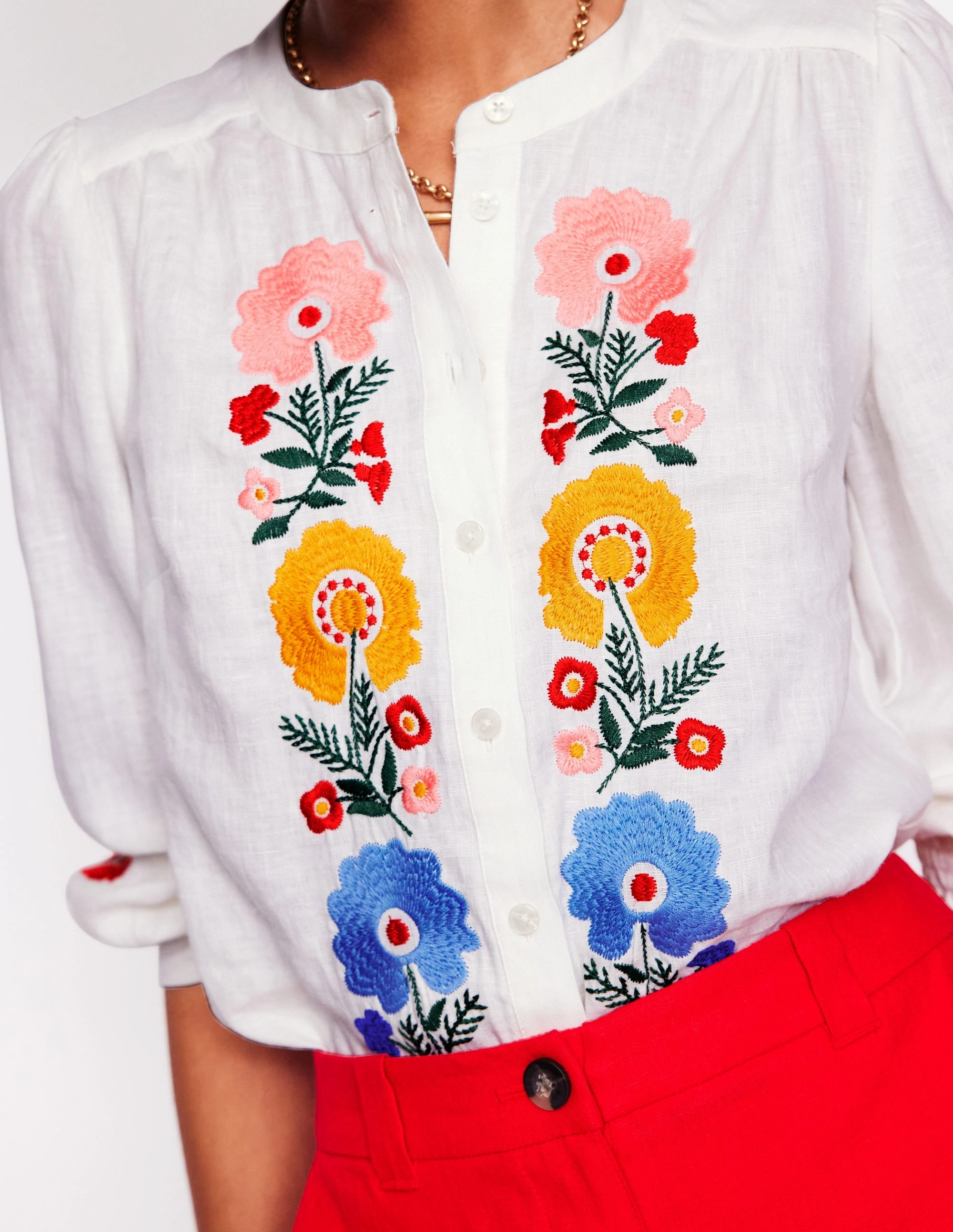 Resilient Fabric Blend Stretch Fit Alicia Linen Top-White, Floral Embroidery