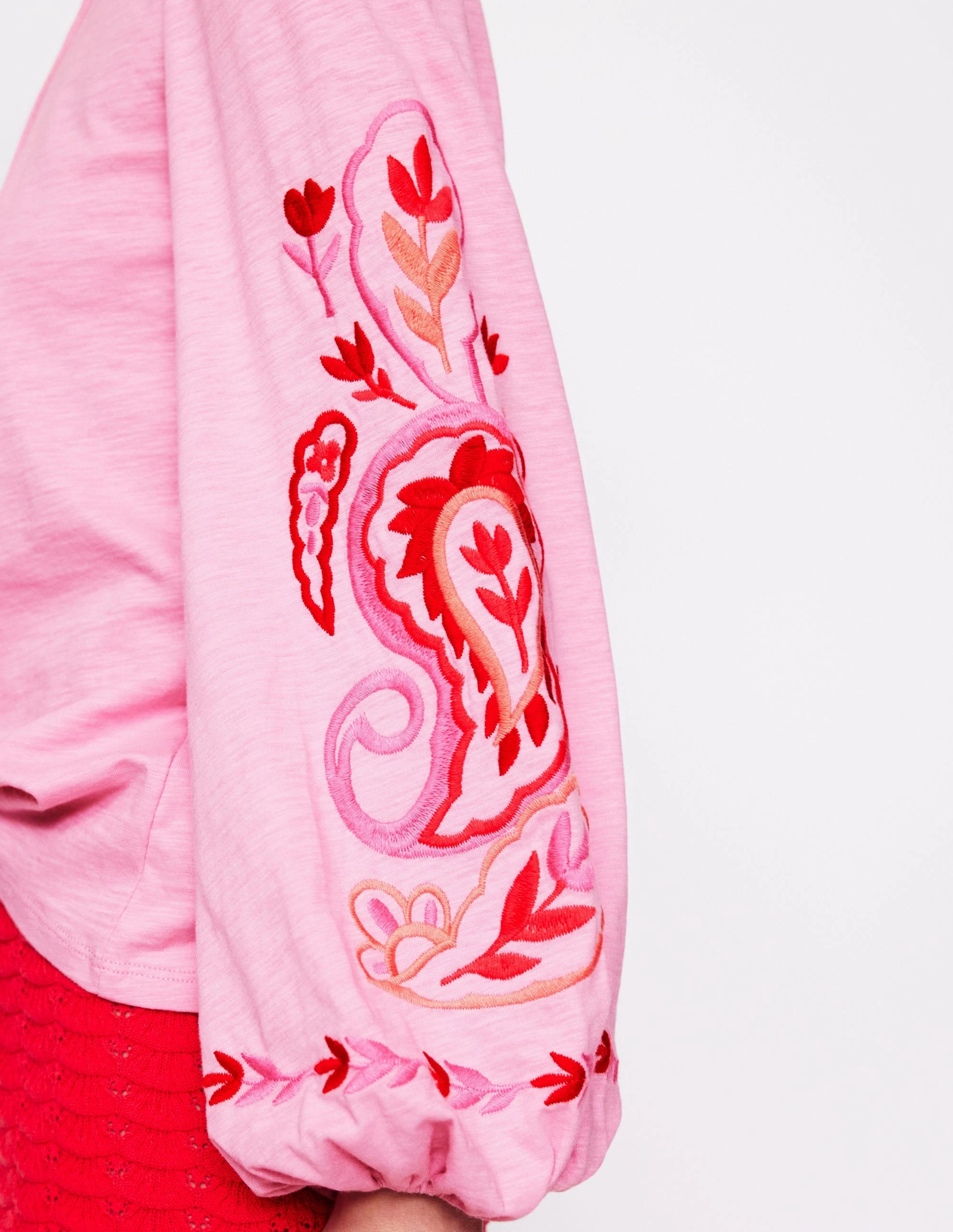 Airflow Ventilation Zones Cozy Fit Nia Embroidered Top-Formica Pink