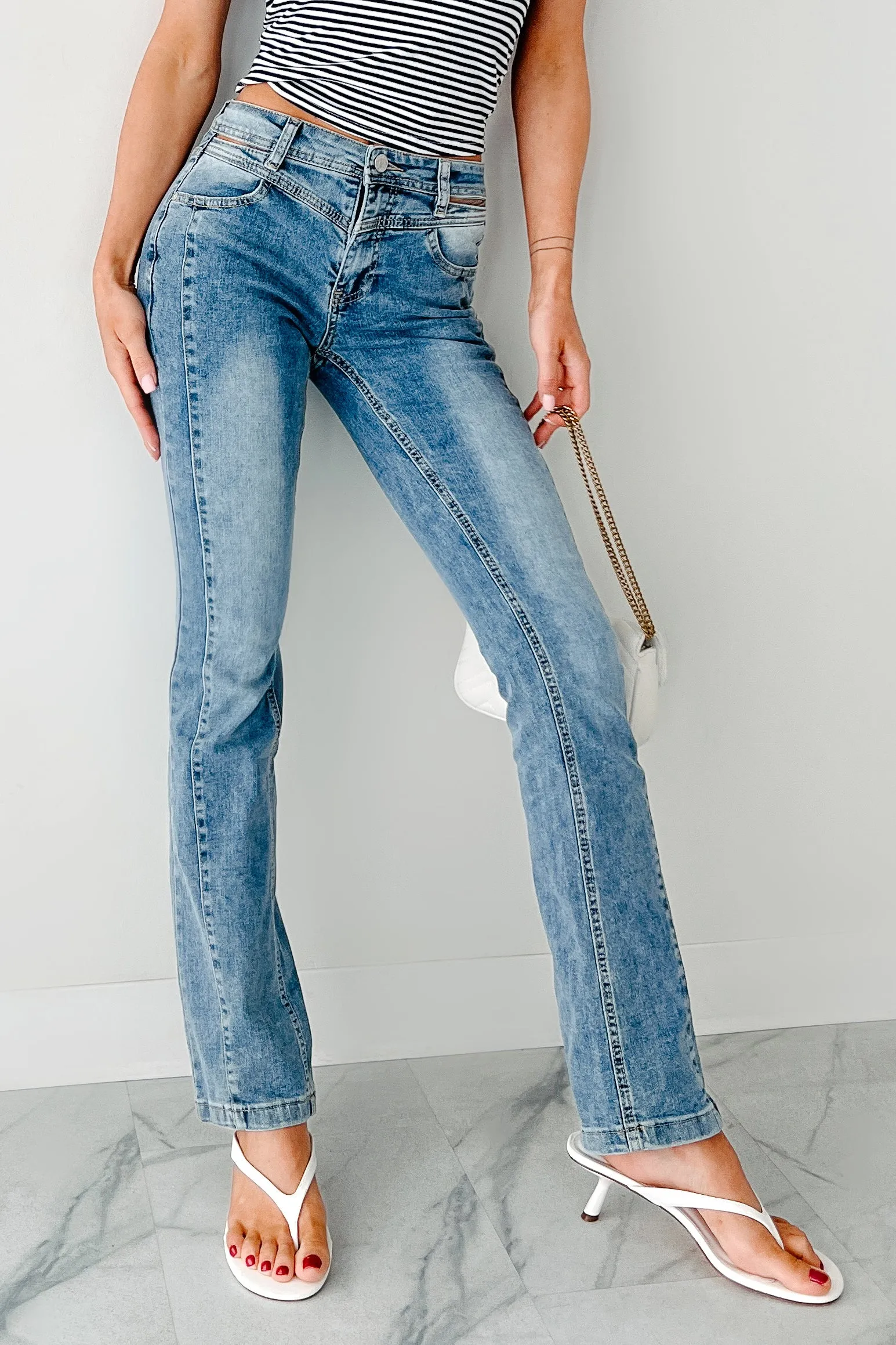 Crawford Almost Famous Cut-Out Waist Bootcut Jeans (Medium) Adjustable Collar System