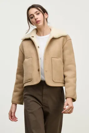 Amara Reversible Sherpa Jacket in Sand ContrastPlacket
