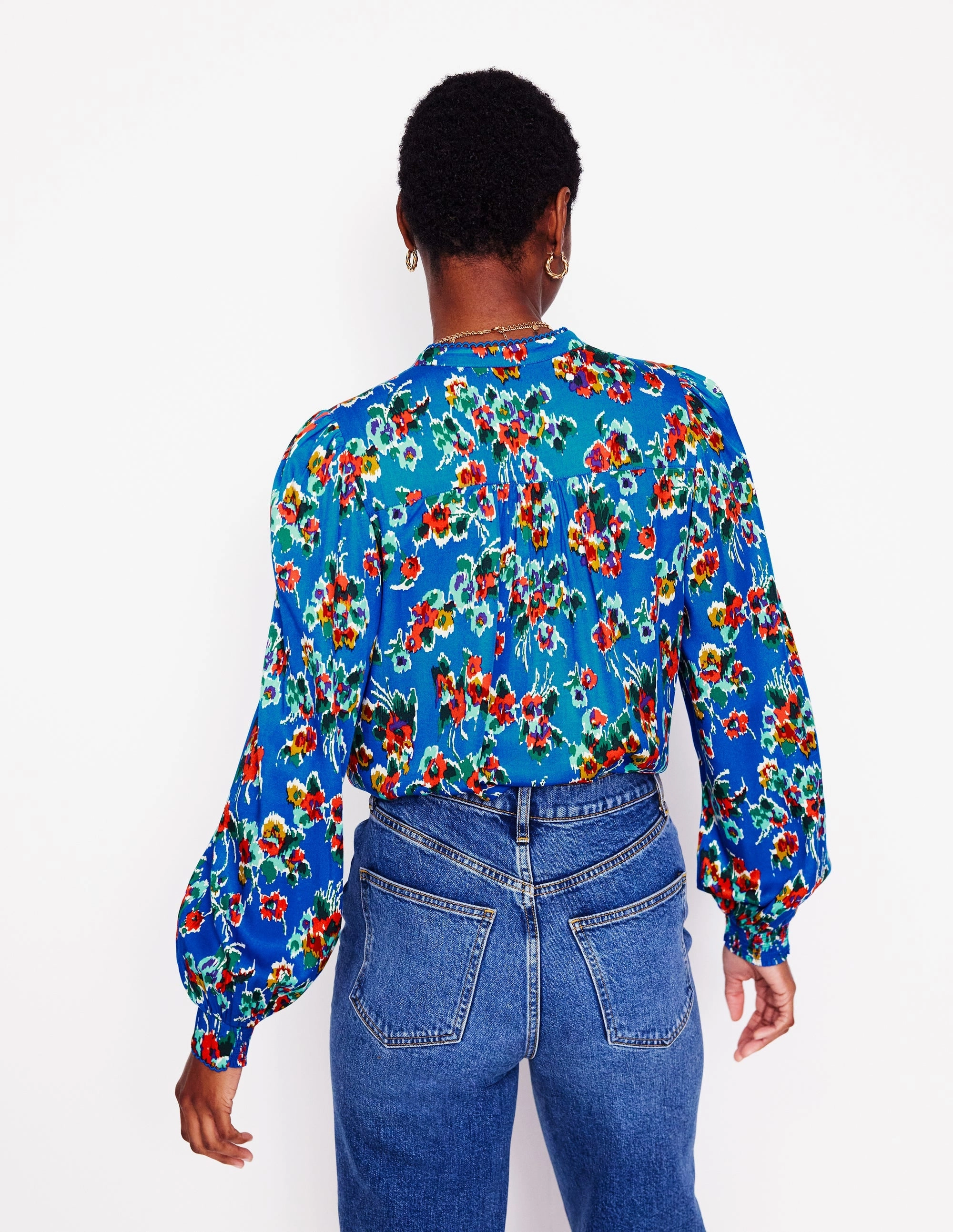 Curved Hemline Wrinkle Resistant Texture Ara Long Sleeve Top-Gallery Blue, Abstract Posy