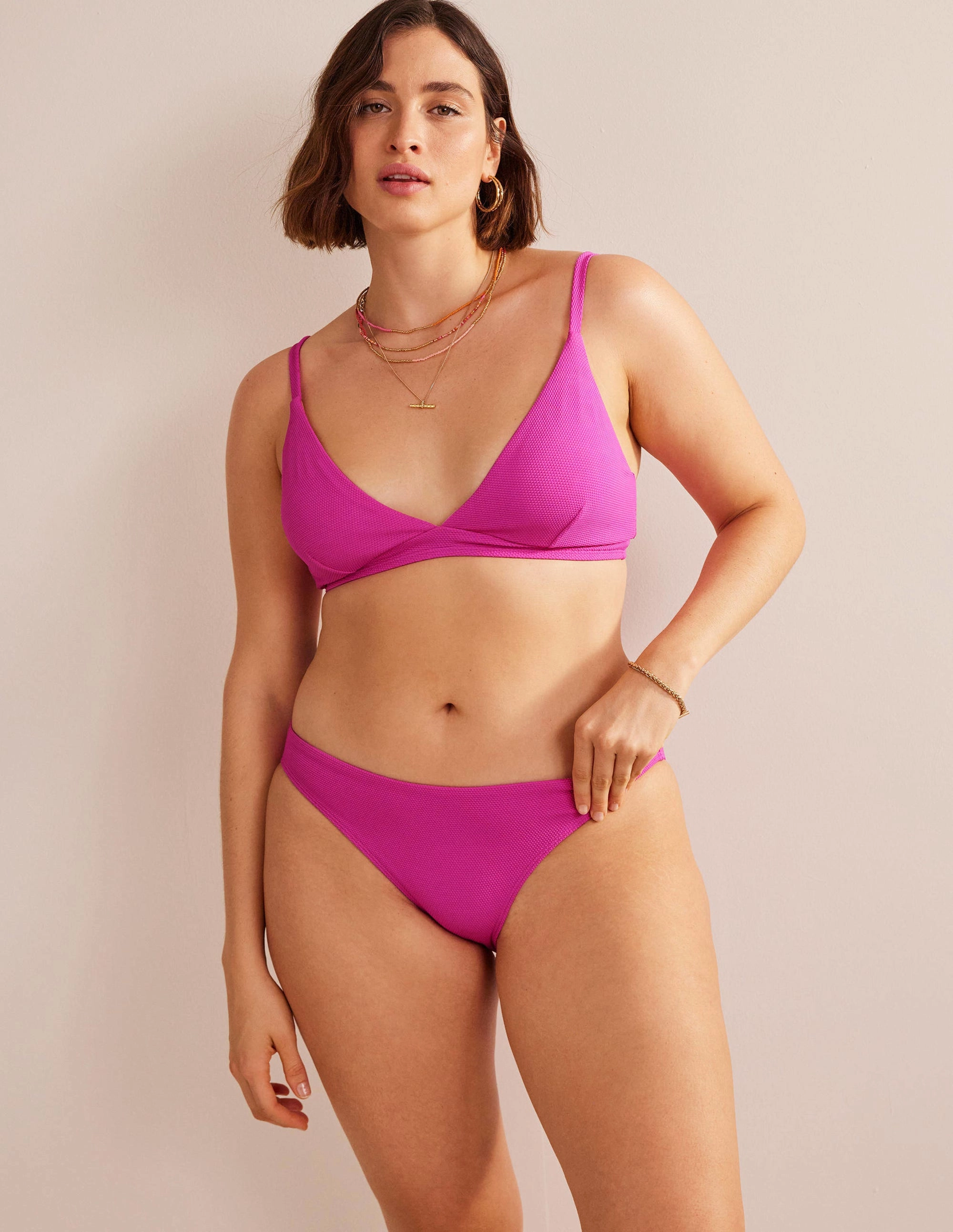 Arezzo V-neck Bikini Top-Amazing Pink Texture Sun-Protected