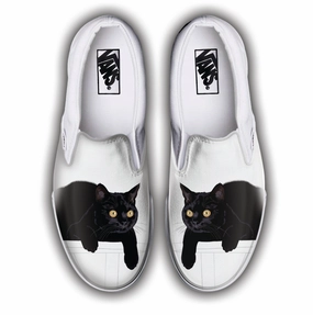 Baggins Original Slip-On Black Shorthair Cat