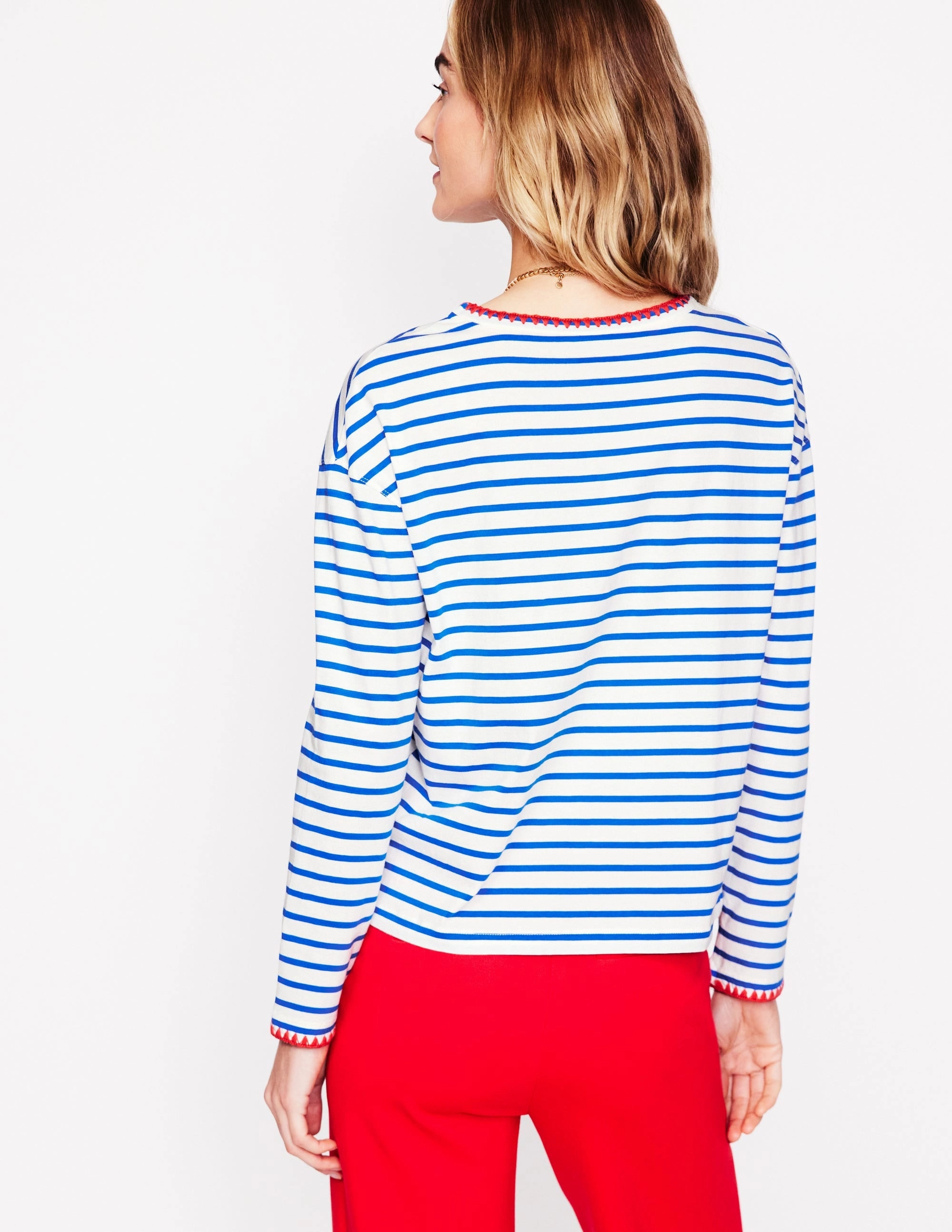 UltraFineMesh LayeredCollar Blanket Stitch Boxy Top-Ivory, Gallery Blue