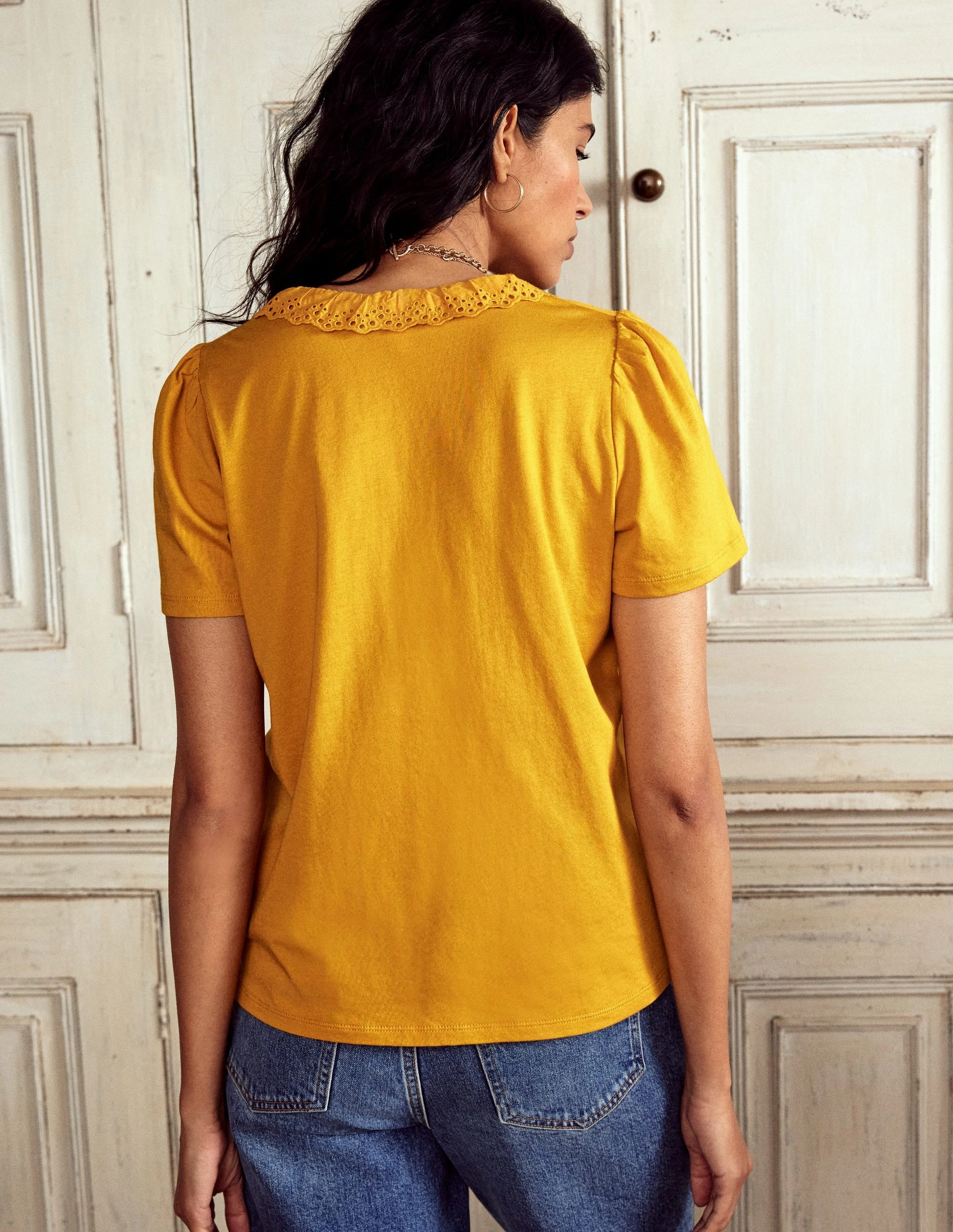 Broderie V-Neck Top-Golden Rye BoxySilhouette ClassicCrewNeck