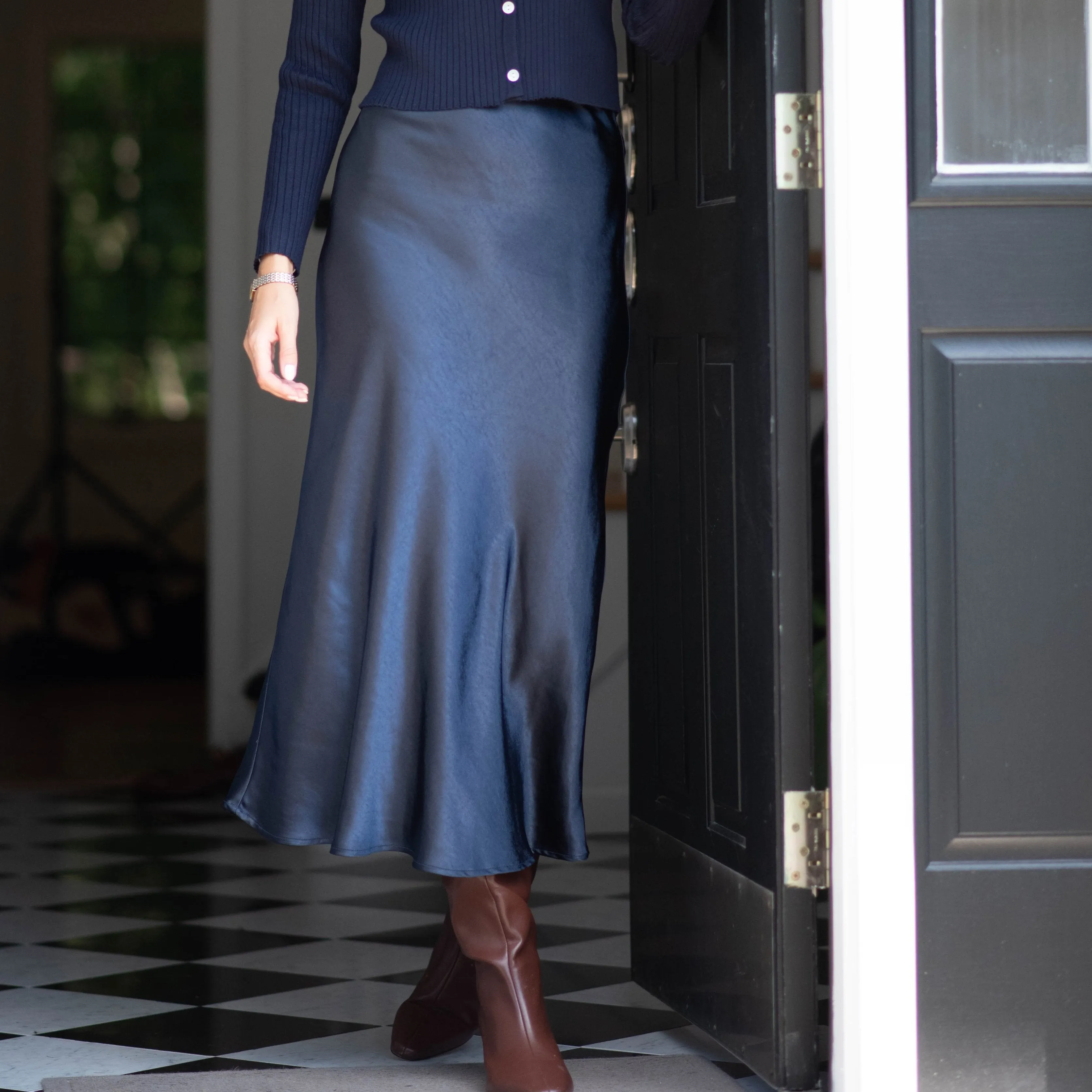 Midi Slip Skirt | Navy Smooth zipper closure Moisture Lock Technology