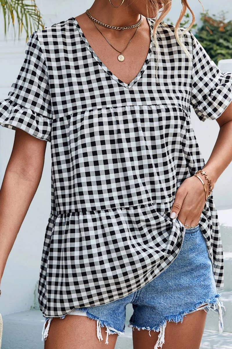 CHECKERED V NECK SHORT SLEEVED SHIRT_CWTSTS0201 Modern Design