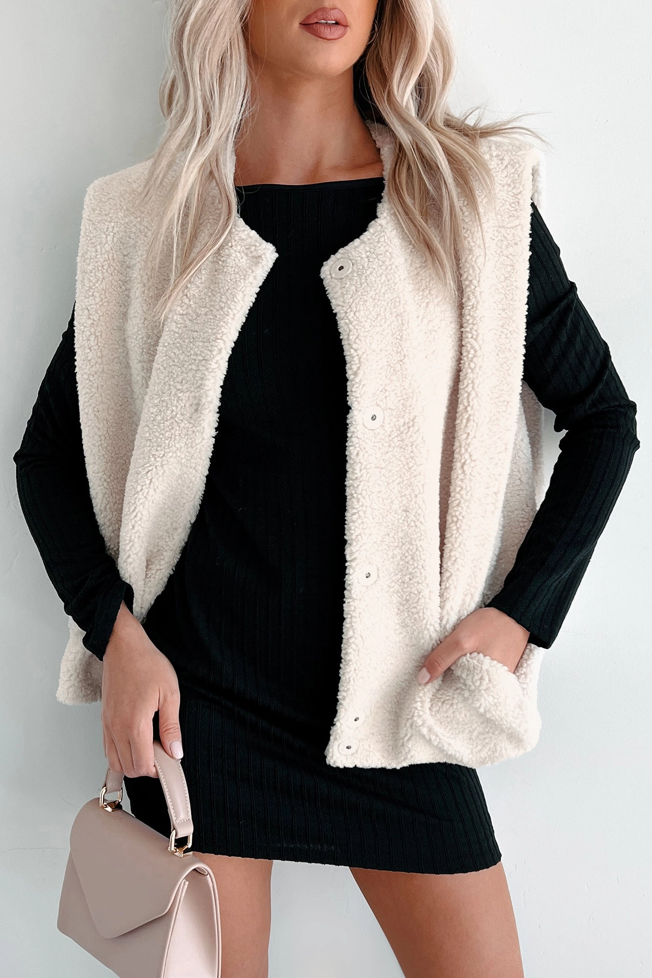 Packable Construction Erasable Stains Treatment Took A Chance Oversized Sherpa Vest (Cream)