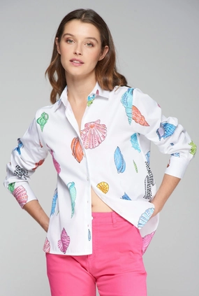 Isa Shirt in Motivos Marinos Print Non Restrictive Armhole Cut