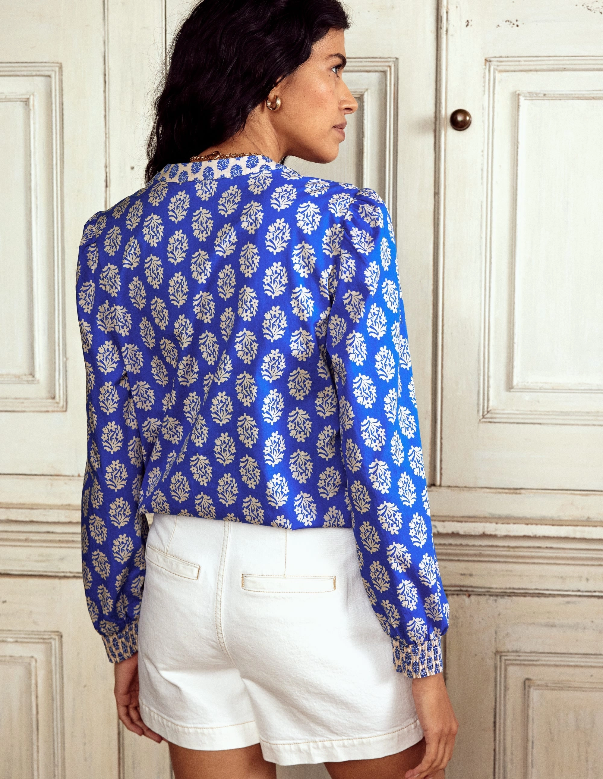 Anti Pilling Breathable Design Cotton Notch Neck Top-Gallery Blue, Posey Stamp