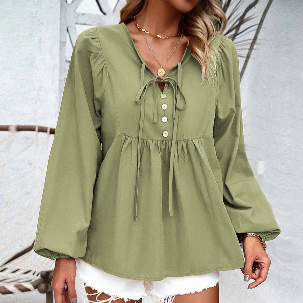 COTTON WICKING V COLLAR BLOUSE_CWTBLL0779 Tagless Neckline