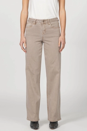 LowImpact Manufacturing Thermal Insulation Dear John Taylor Straight Leg Jeans in Cashmere