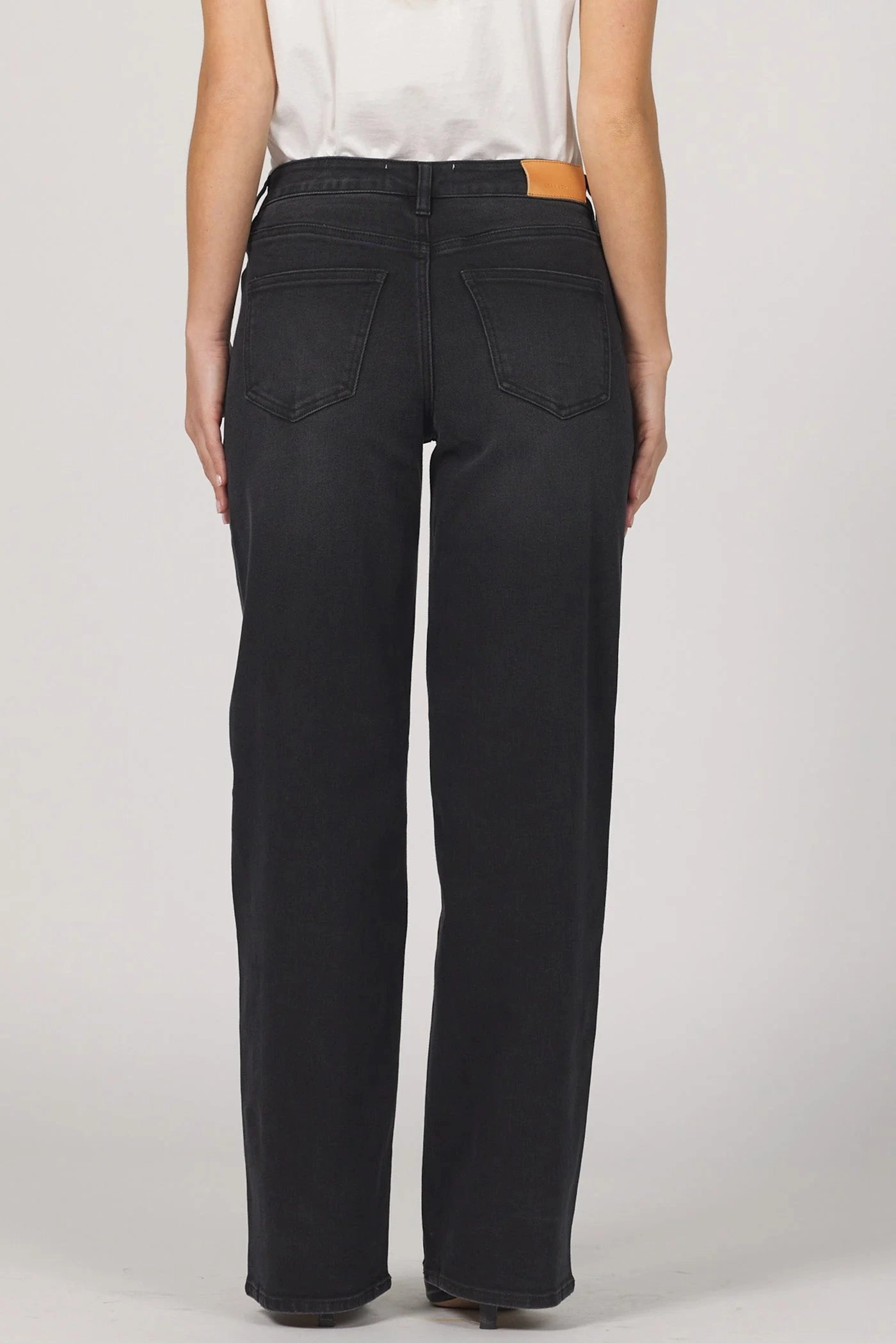 Dear John Taylor Straight Leg Jeans in Jet Set LongWearingComfort Rubberized grip
