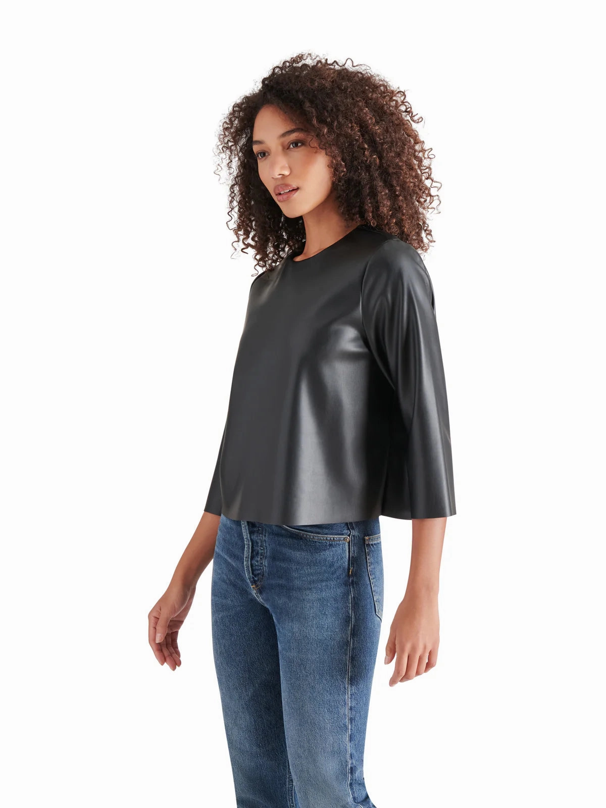 Dee Top in Black hypoallergenic material