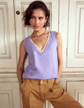 Metallic Trim V Neck Vest-Pretty Violet Raw Edge Detail