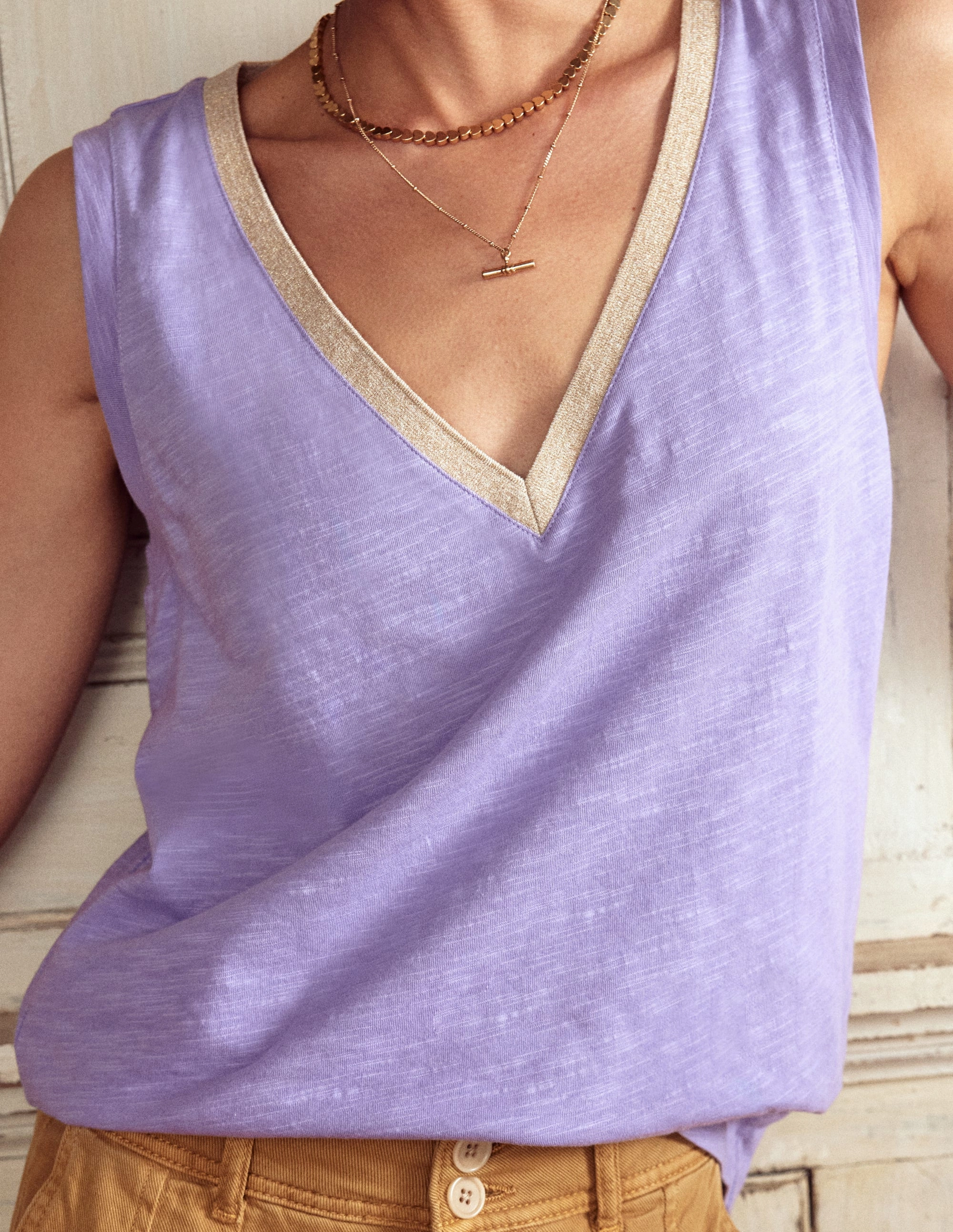 Metallic Trim V Neck Vest-Pretty Violet AllPurposeWear Thermal Regulation System
