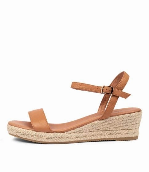 Django & Juliette Shielay Tan Leather Wedge