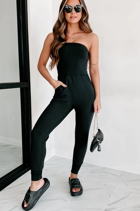 Reinforced Shoulder Seams Layered Sleeve Addicted To Traveling Strapless Jumpsuit (Black)