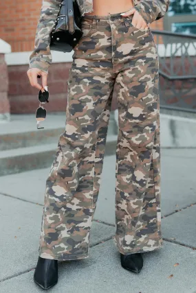 Douglas High Rise Wide Leg Cello Jeans (Camo) Routine Style Easy Match