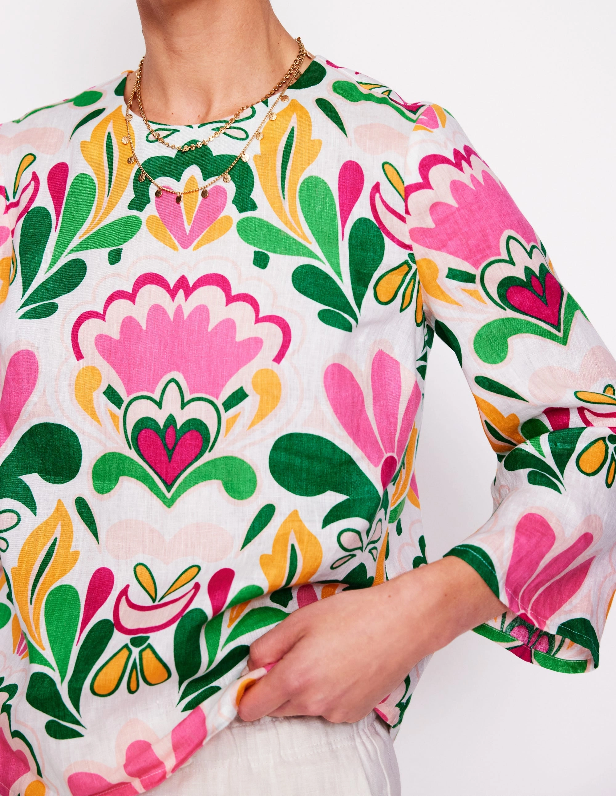 Odor Control Technology NoRoll Hem Technology Fluted Sleeve Linen Top-Multi, Freesia Stamp