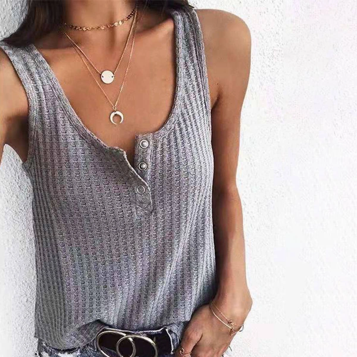 Seamless construction Flexible Cuffs BUTTON-DOWN U-NECK SLEEVELESS VEST BLOUSE_CWOV0247