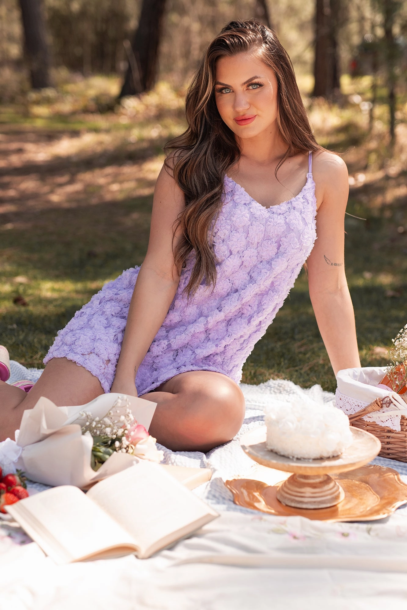 Monochrome Mood Elegance In Bloom Floral Textured Mini Dress (Periwinkle)