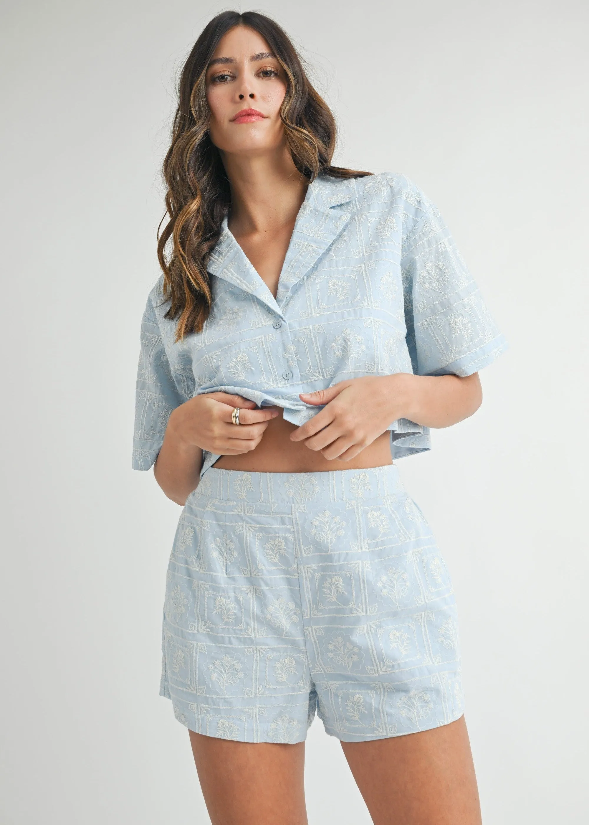 Quick Slip MIA EMBROIDERED BLUE SHORTS