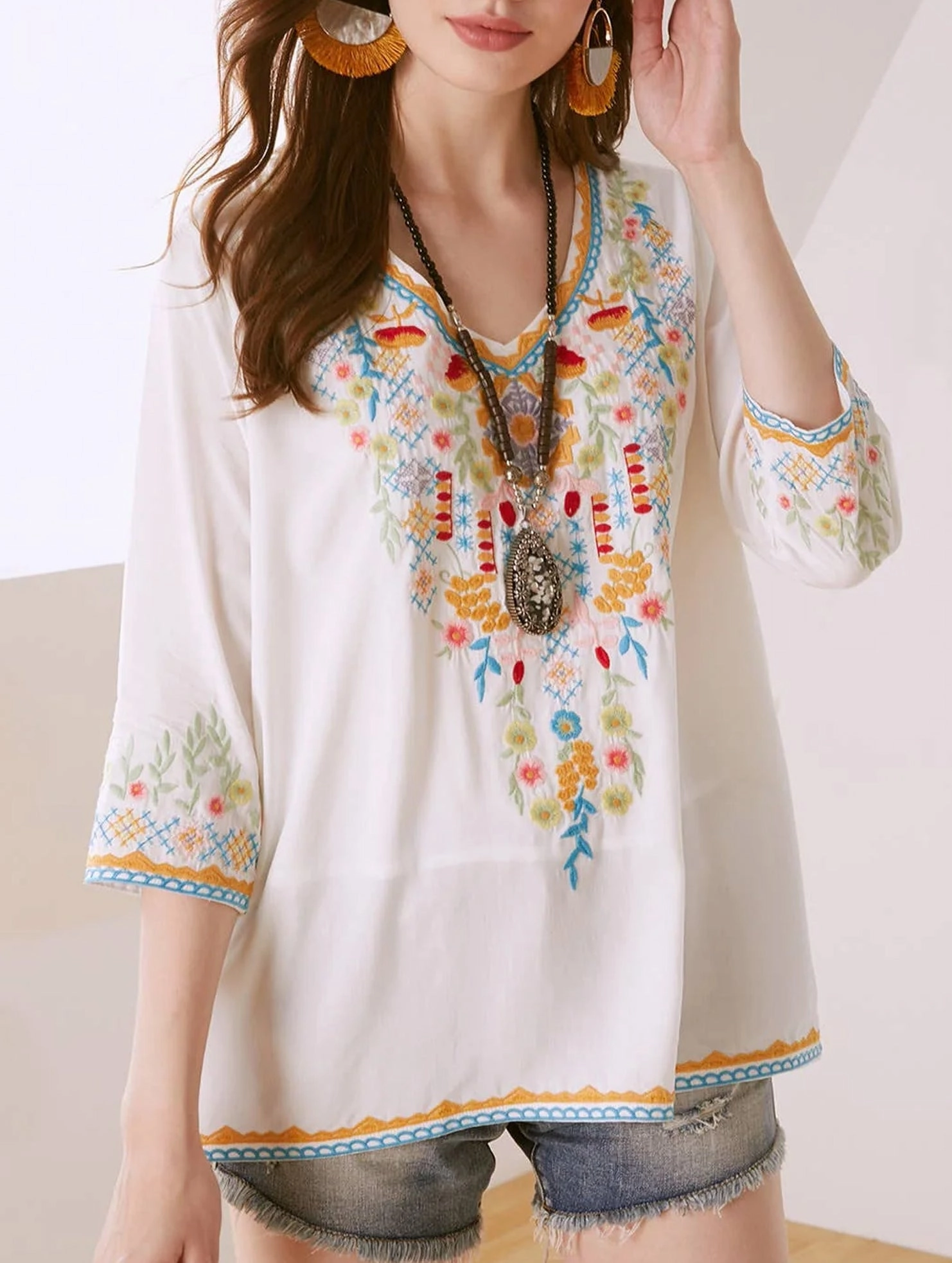 Contoured Side Panels COTTON EMBROIDERED SHIRT_CWTBLL0816