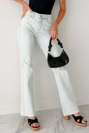 slim fit Paul Distressed Judy Blue Straight Leg Jeans (Light)