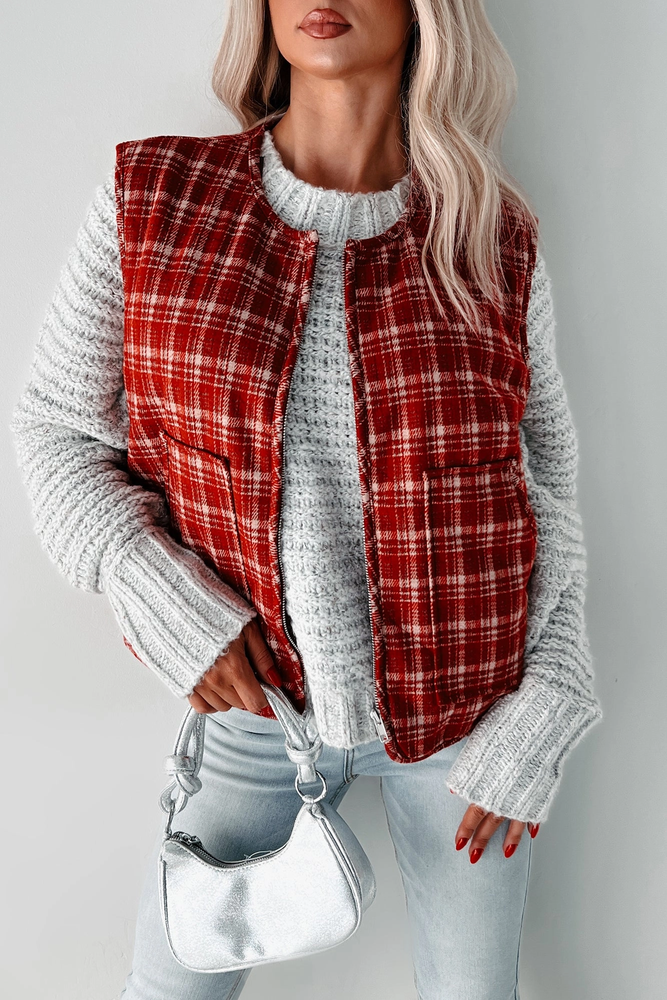 Fireside Chats Quilted Plaid Vest (Red Plaid) Magnetic Fastenings Layer Piece