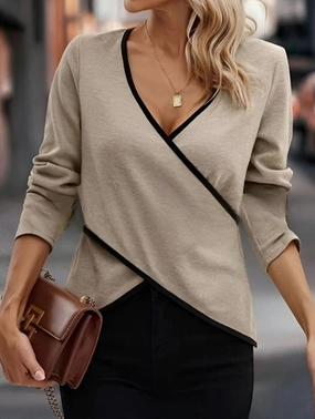 V-neck solid color cross hem T-shirt HighNeckCut