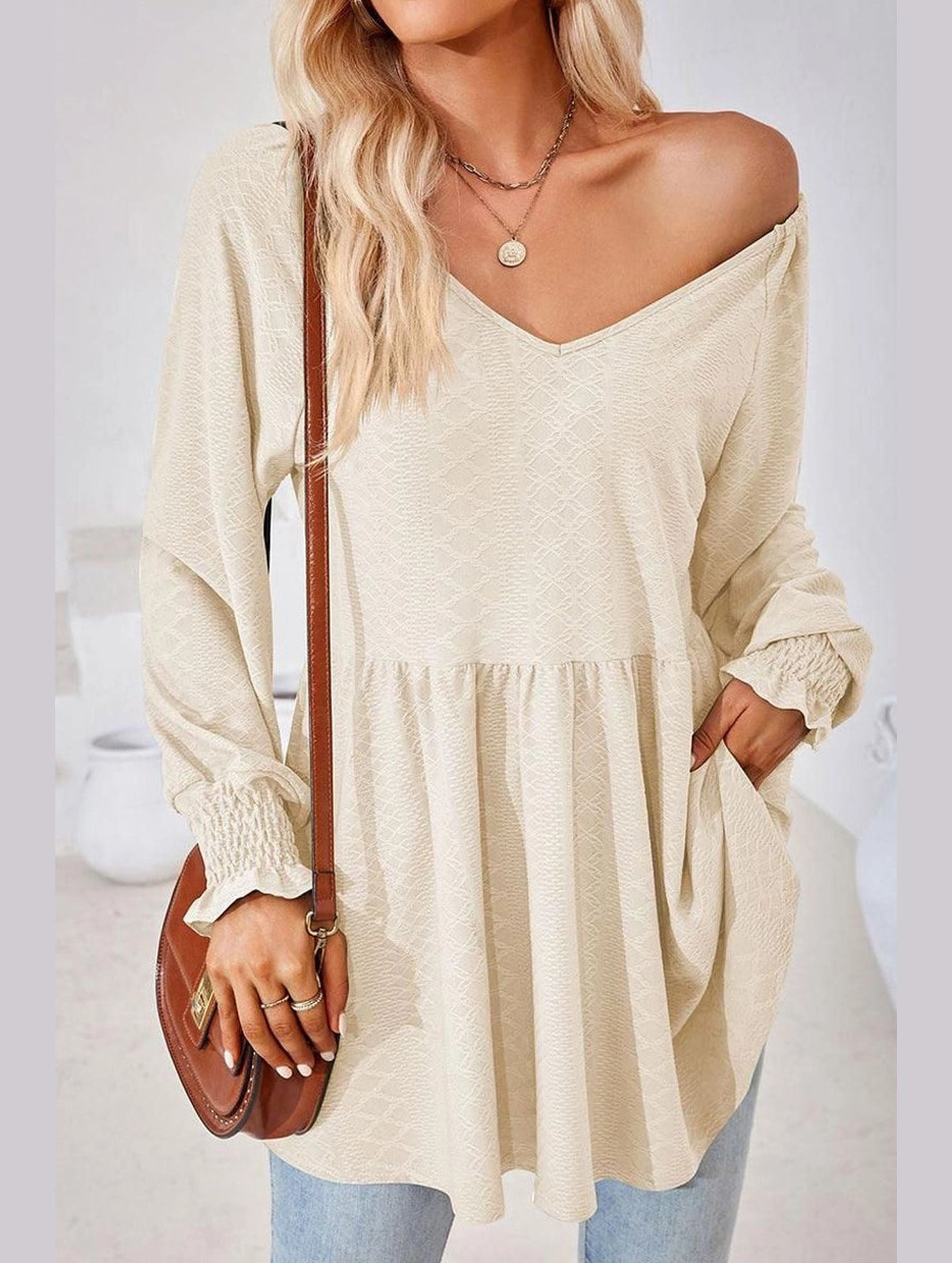 Everyday Fashion LowMaintenanceFabric WOMEN V NECK PATTERNED RUFFLE SLEEVE TUNIC