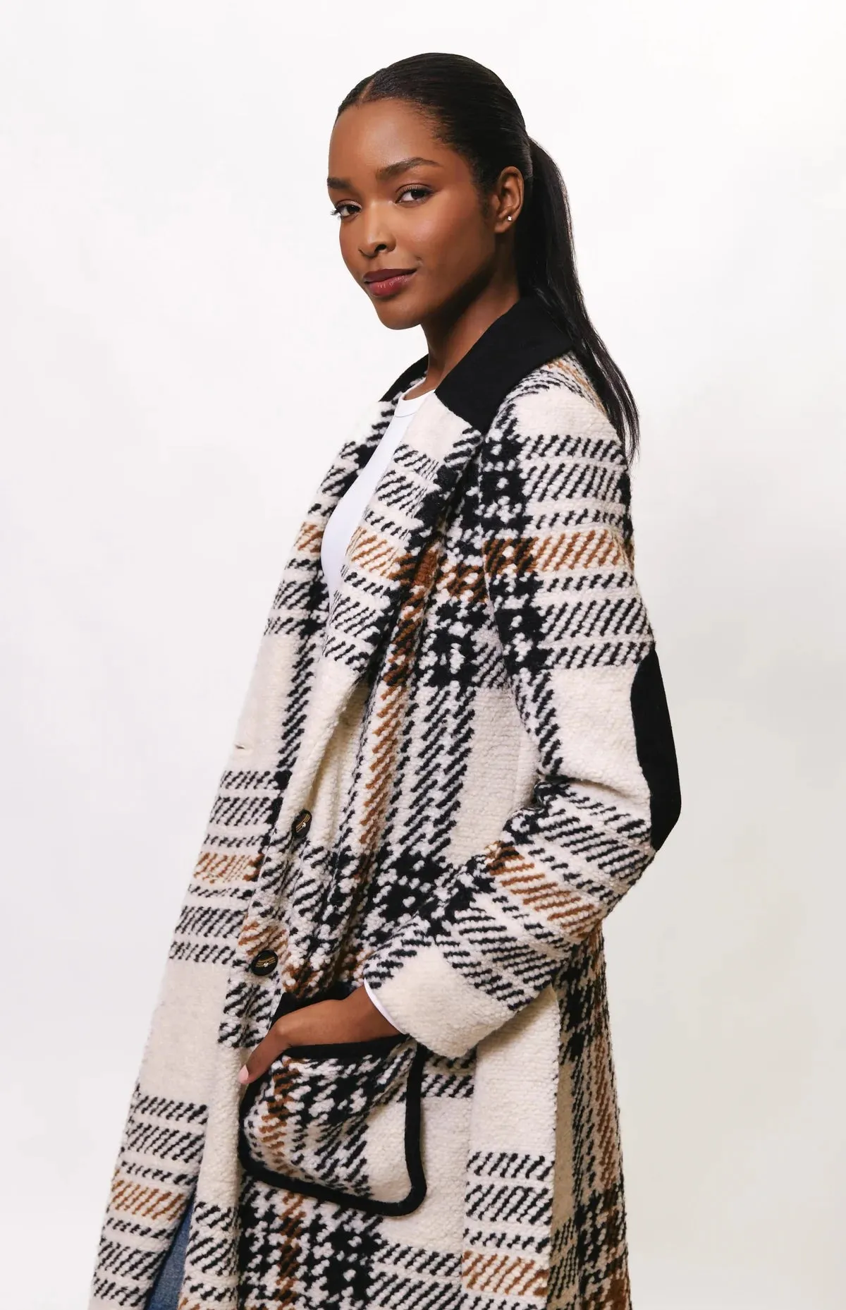Kels Rib Trim Patch Pocket Midi Wrap Coat in Blk/Wht Plaid Relaxed Silhouette