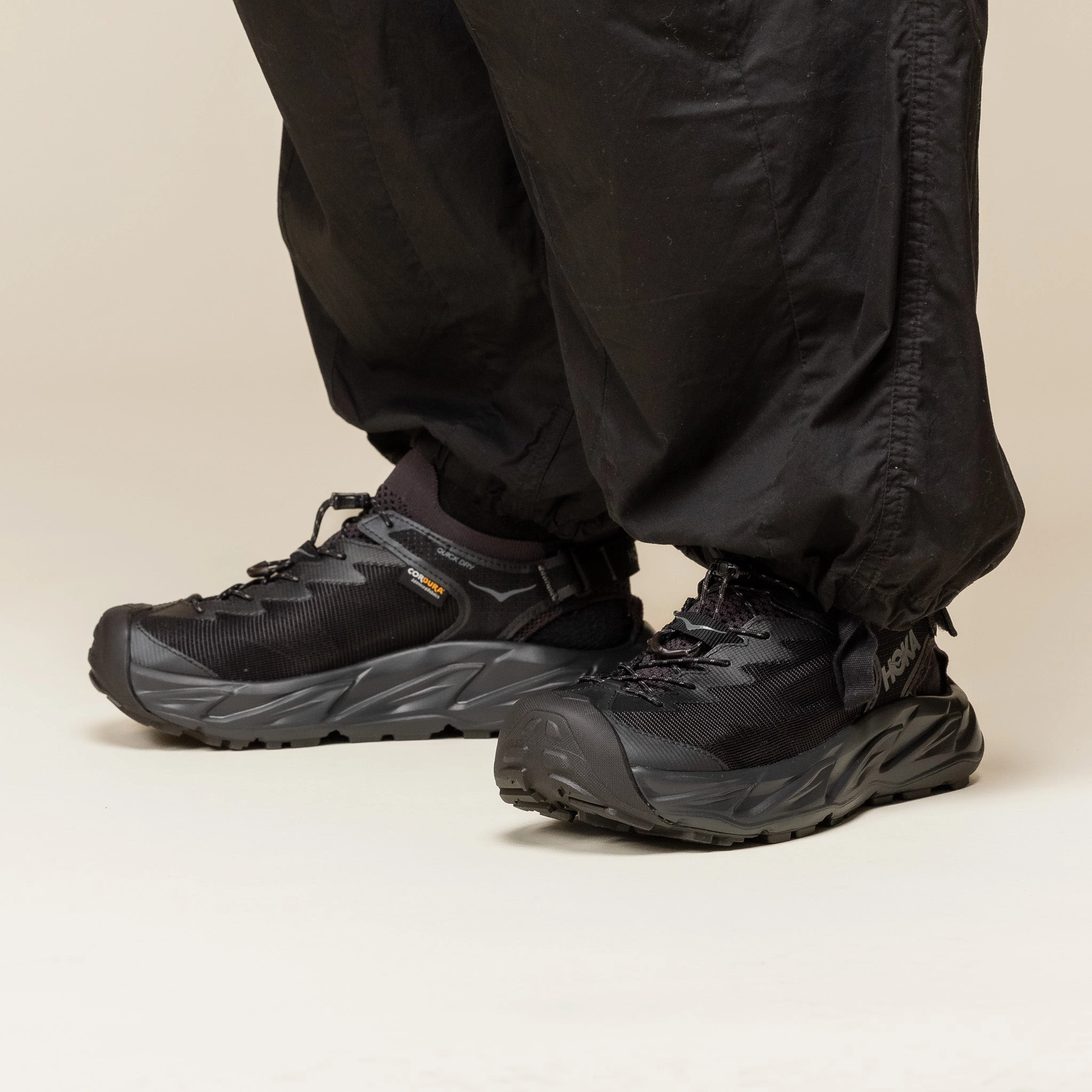 Hoka - Hopara 2 - Black / Black