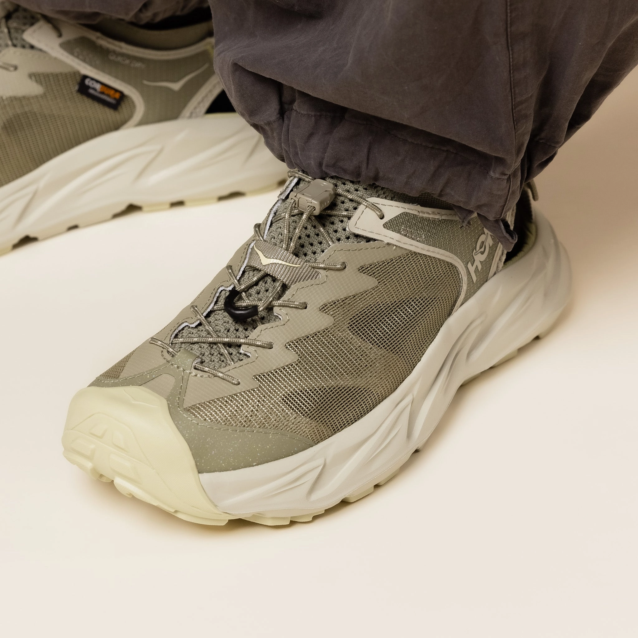 Hoka - Hopara 2 - Wild Mushroom / Oyster Mushroom