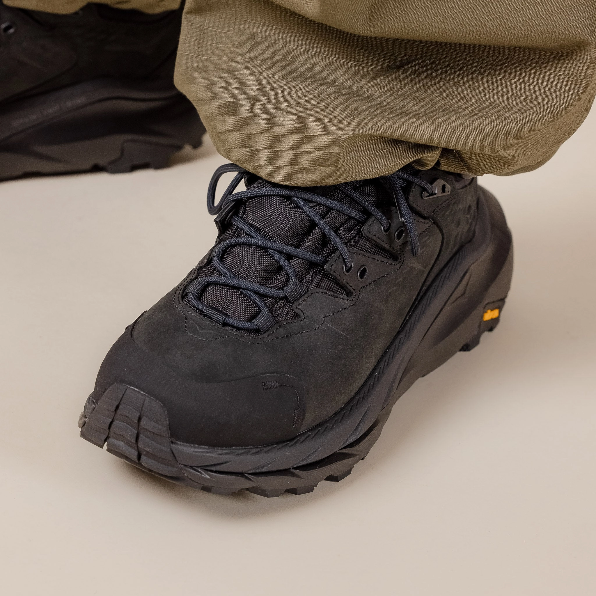 Hoka - Kaha 2 Low GORE-TEX Hiking Shoe - Black