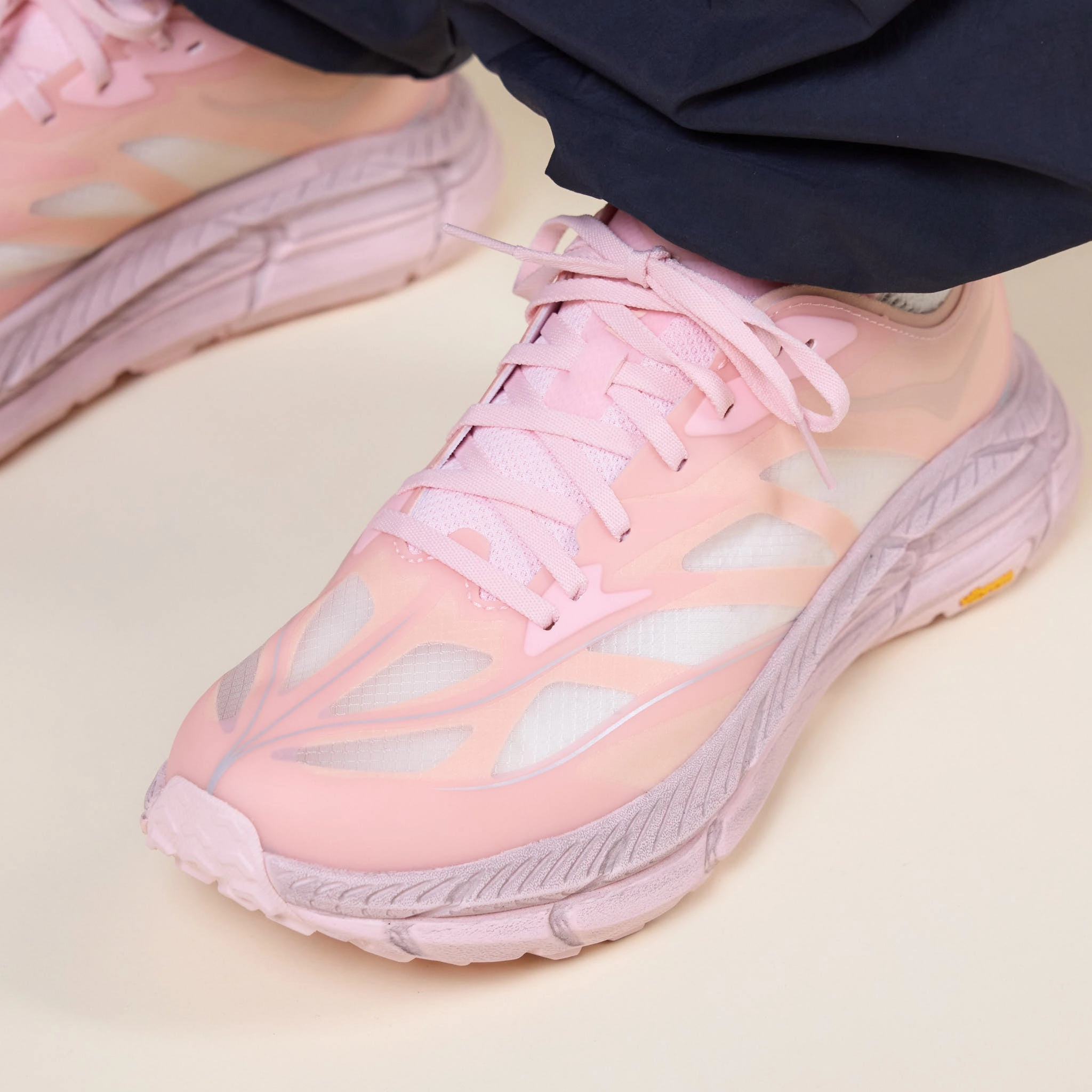 Hoka - Mafate Speed 4 Lite - Rose Tea / Rose Latte