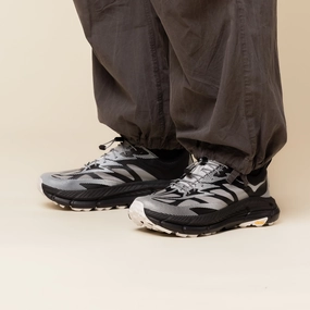 Hoka - Stealth Tech Mafate Speed 4 Lite - Black / White