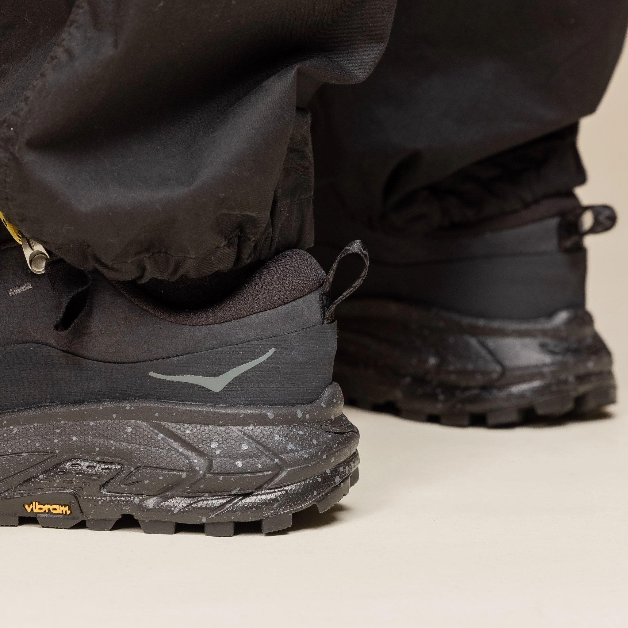 Hoka - Tor Summit Hiking Shoe - Black