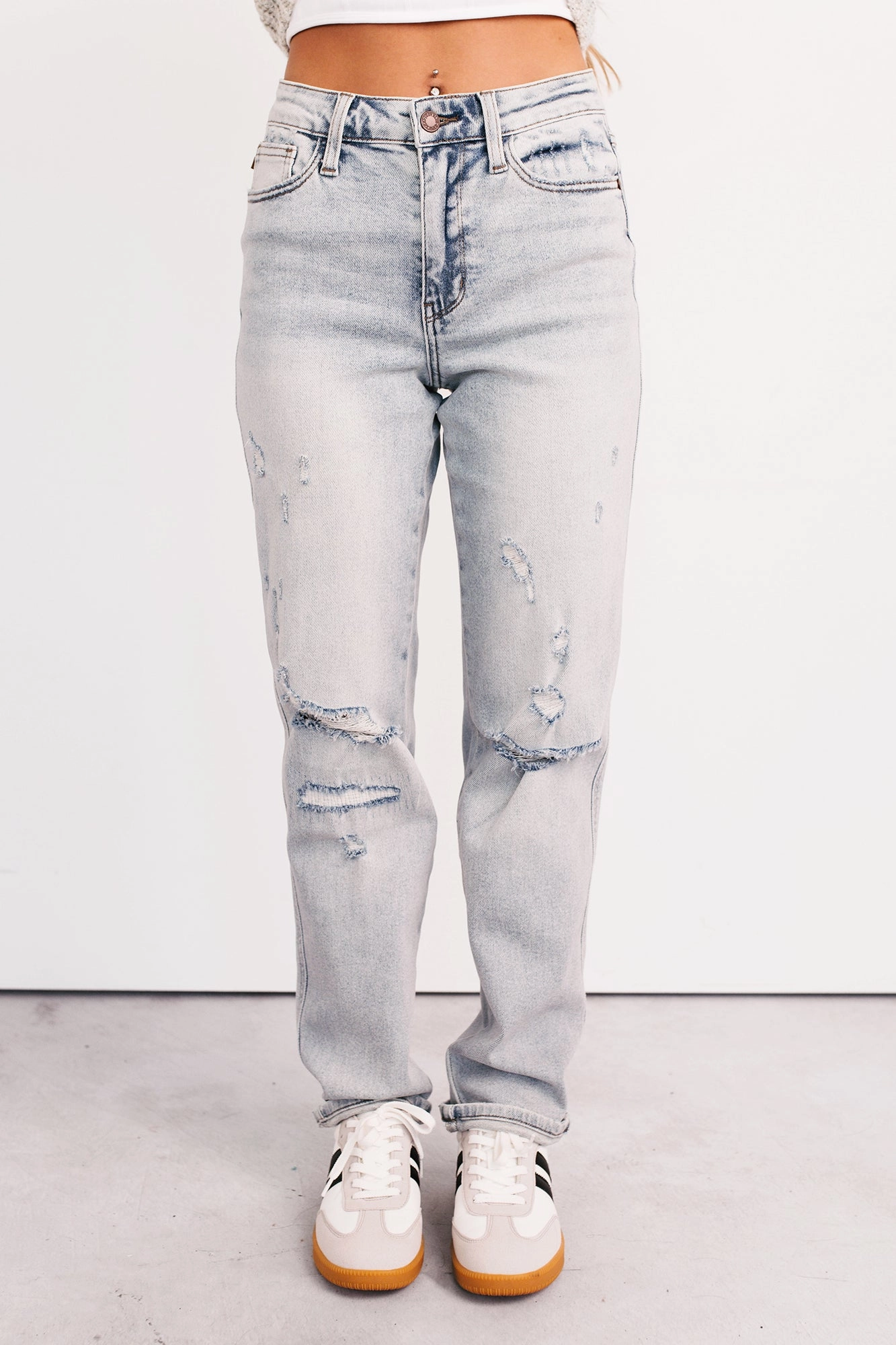 LowImpact Dye Process Meadow Mid Rise Judy Blue Boyfriend Jeans (Light)