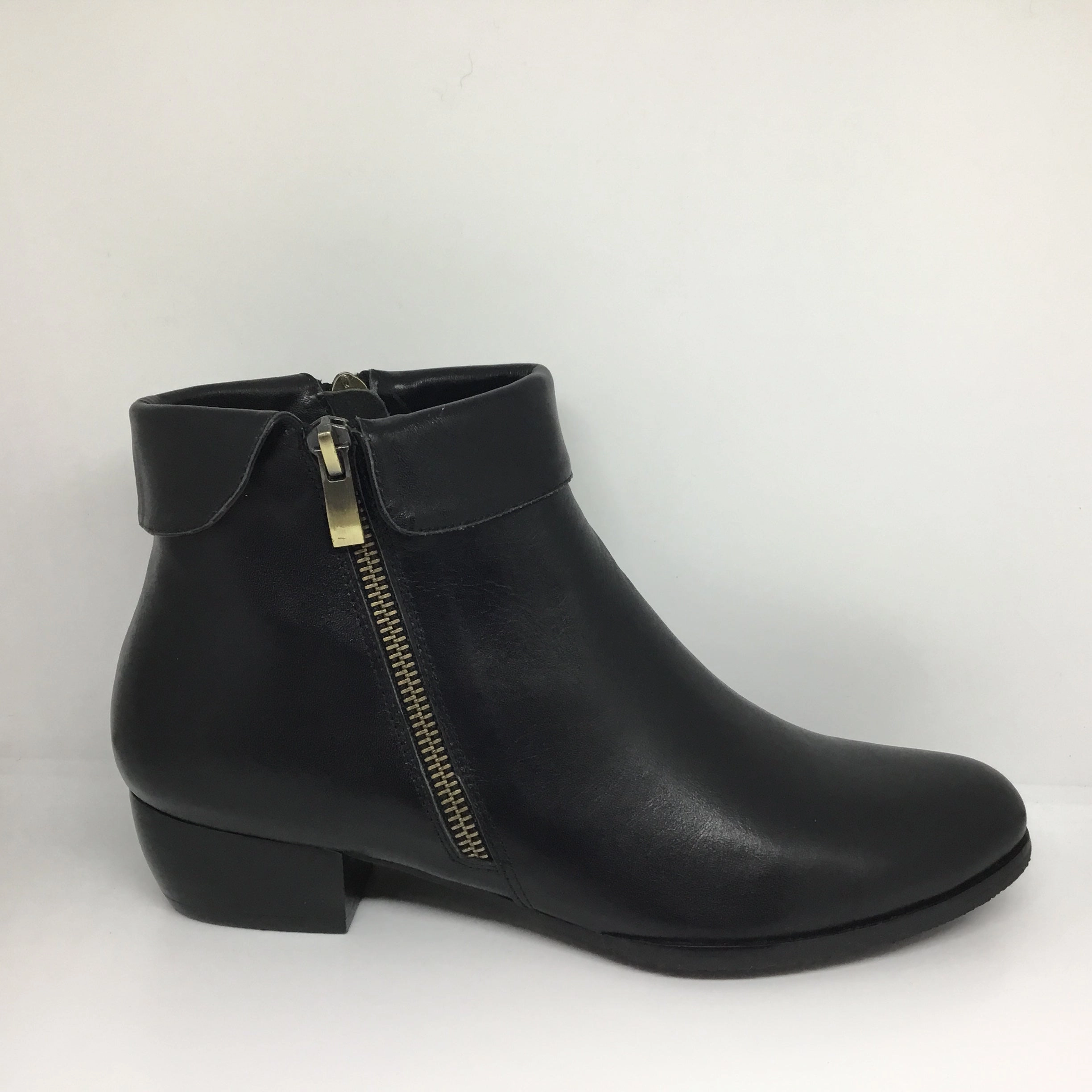 Isabella Marley Twin Zip Black Leather boot