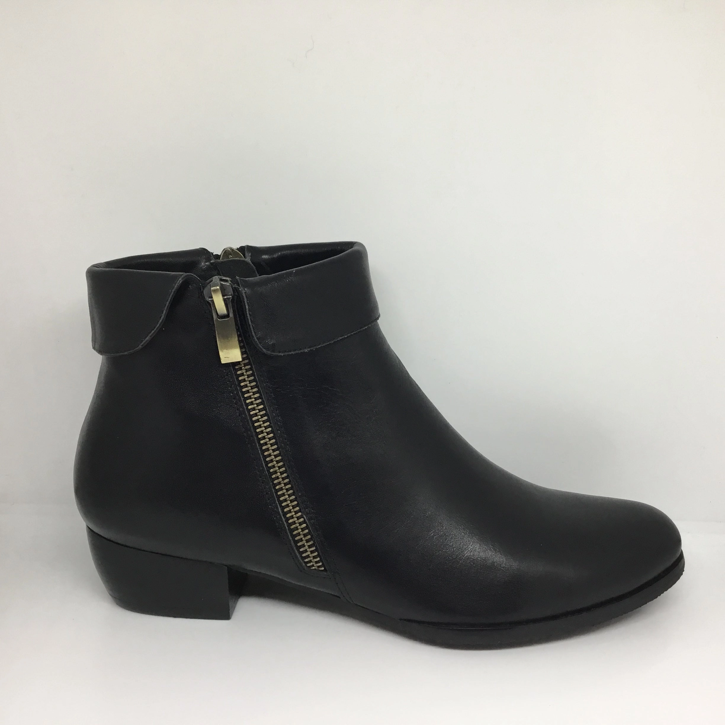 Isabella Marley Twin Zip Black Leather boot