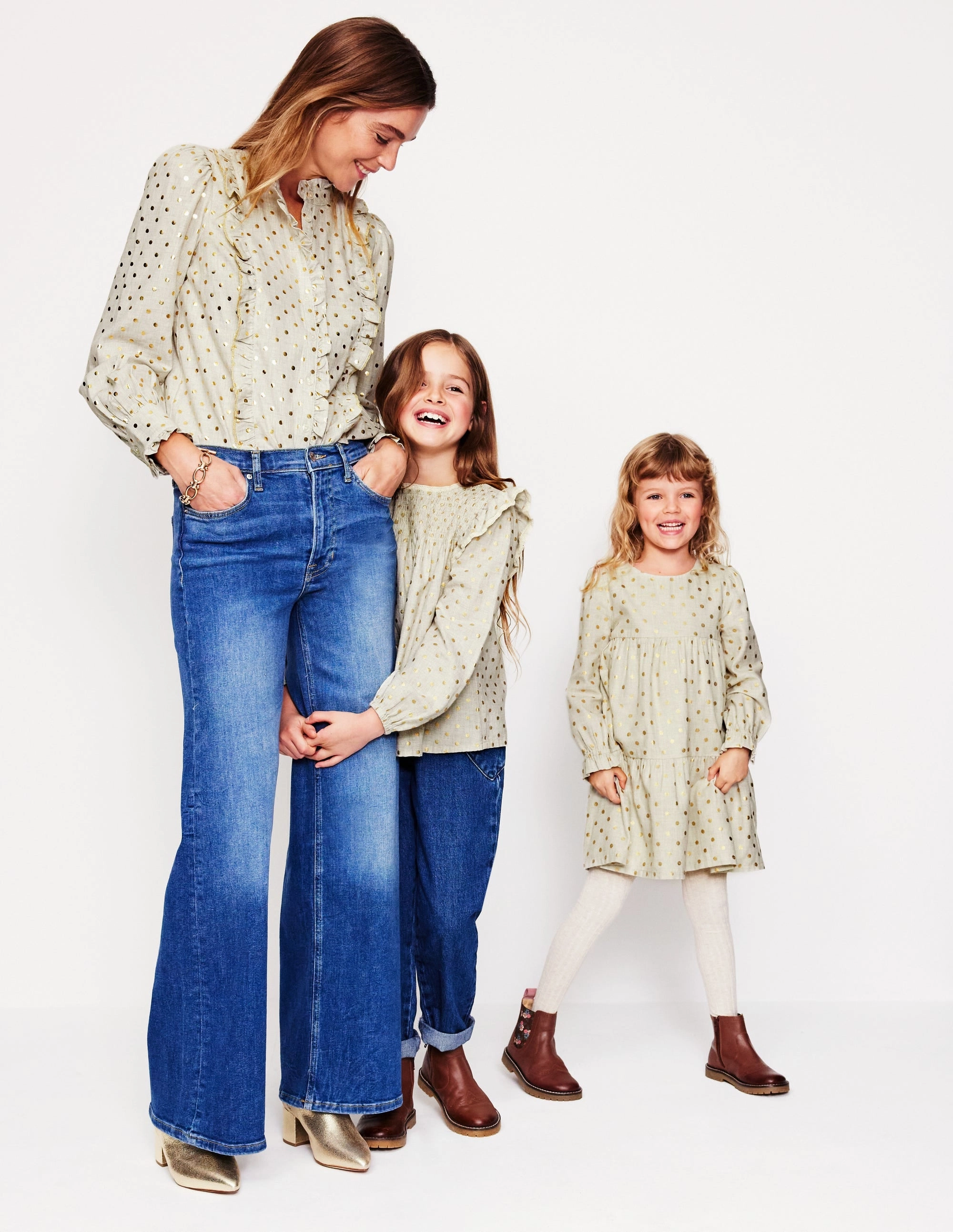 NoSlipSurface BreathableMeshPanels Isla Frill Detail Blouse-Metallic Spot