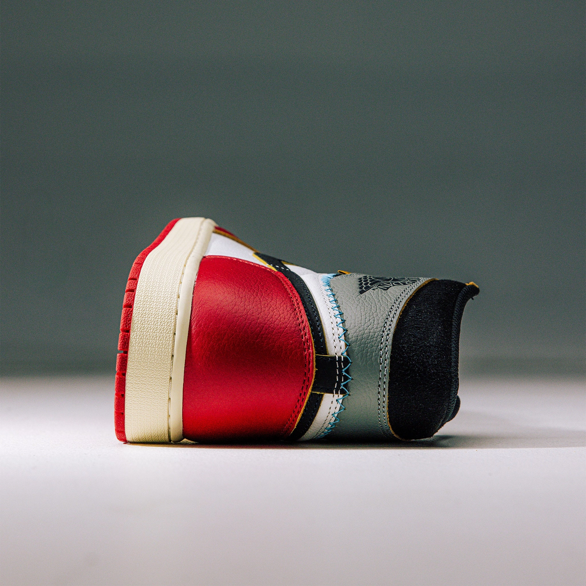 Jordan 1 Retro High OG SP Union LA Chicago Shadow