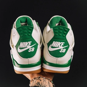 Jordan 4 Retro SB Pine Green