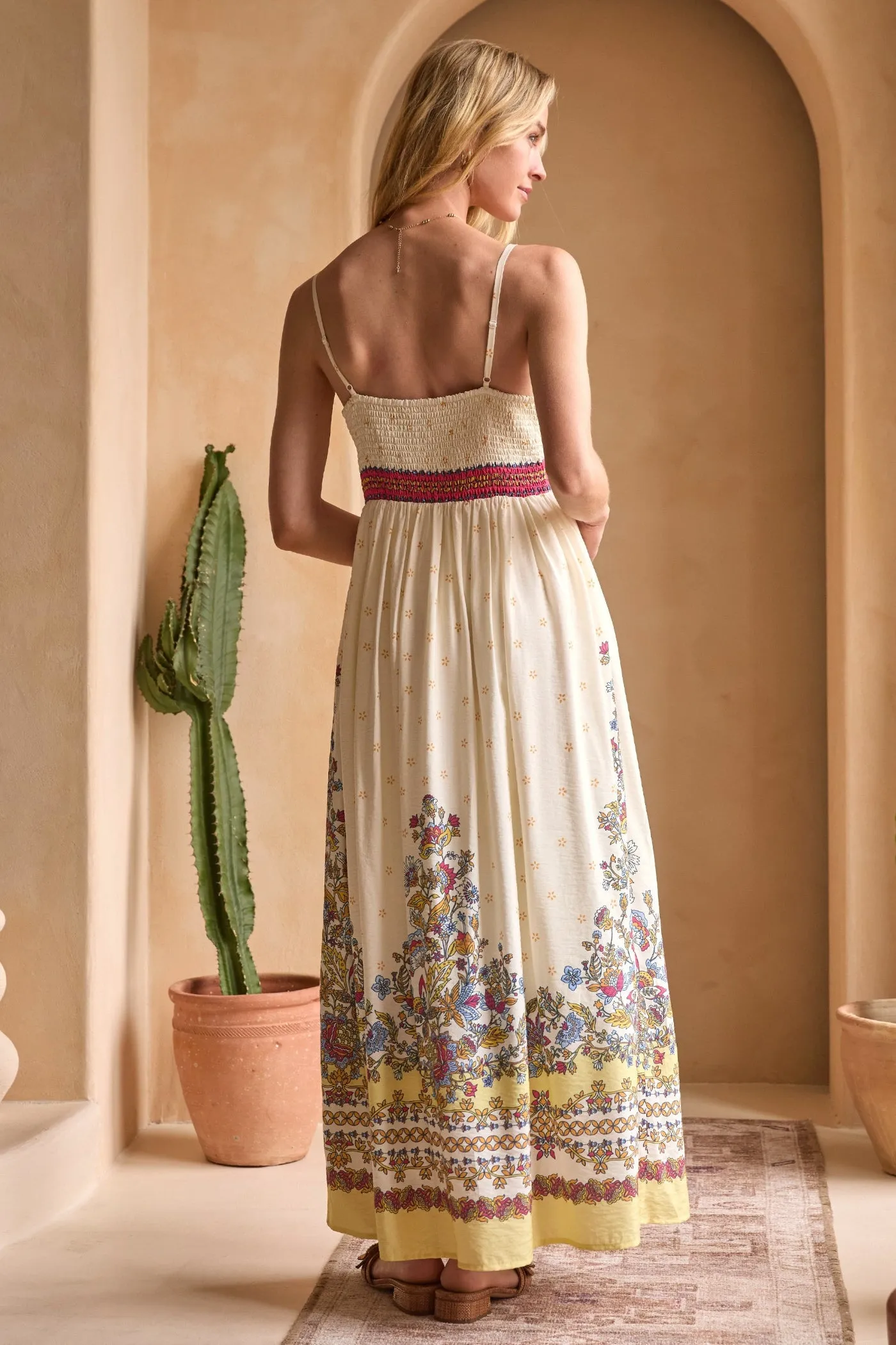 Color Soft KEILA BORDER PRINT CAMI DRESS