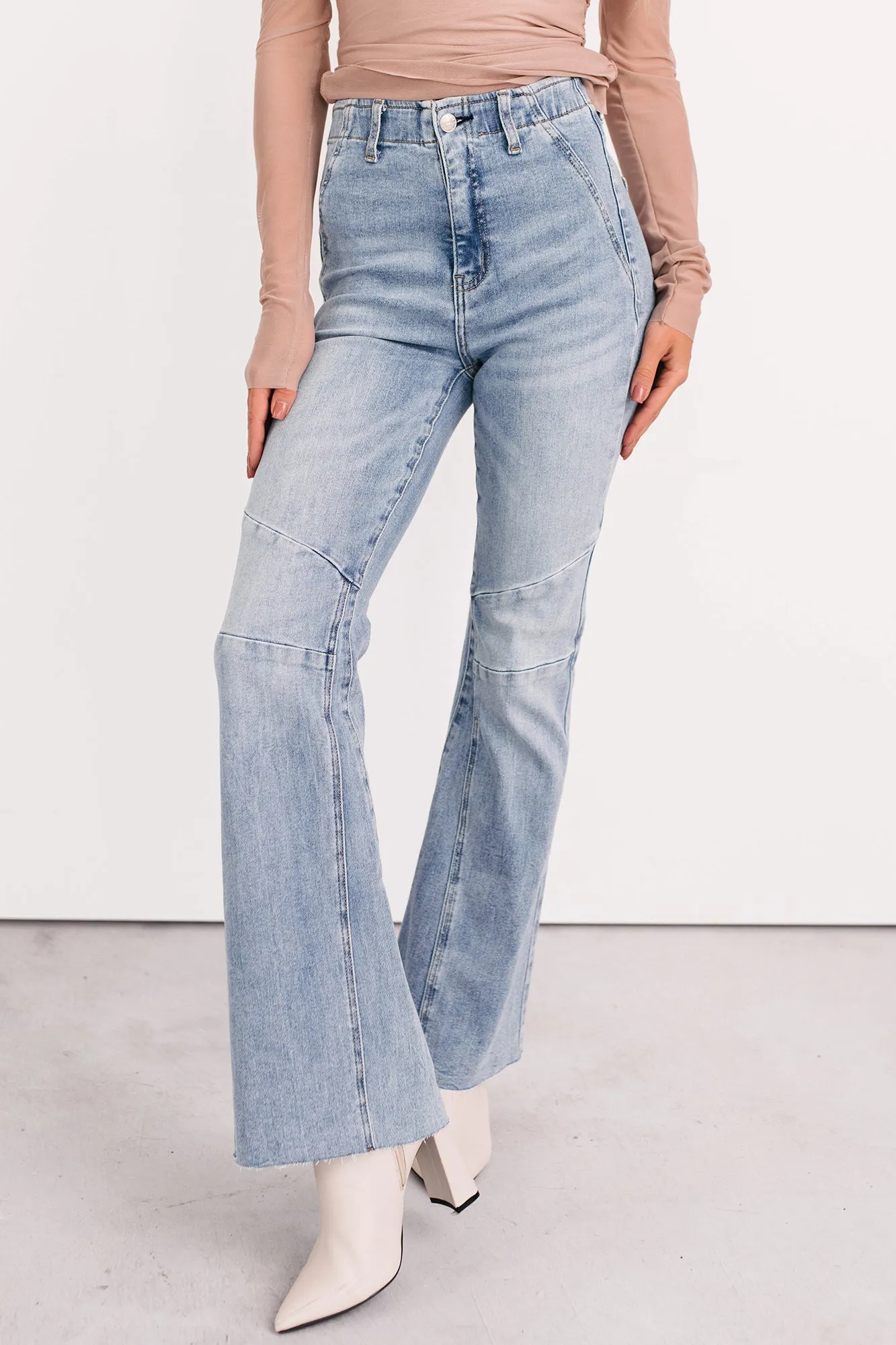 Fit Layer Keller Tummy Control Flare Saige Denim Jeans (Light)