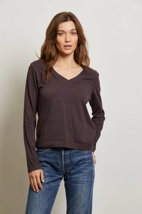 Drop Shoulder Design Sinatra Ringspun Cotton Long Sleeve V-Neck in Cocoa